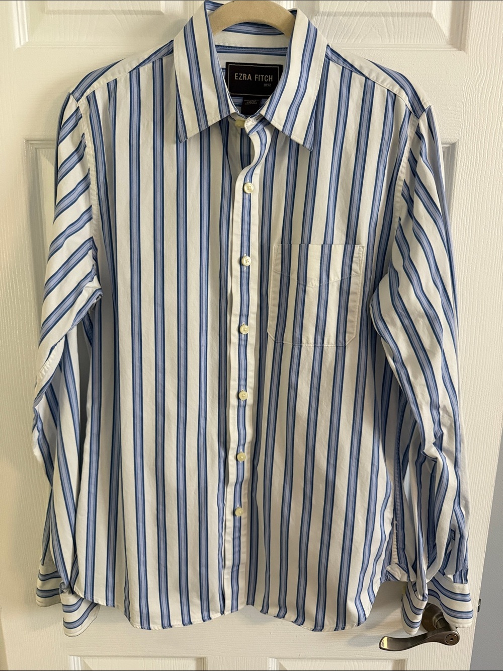 VTG Ezra Fitch Abercrombie Blue & White Striped Button Down Shirt - size Large